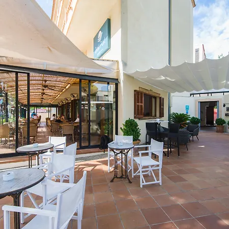 Bell Port Hotel